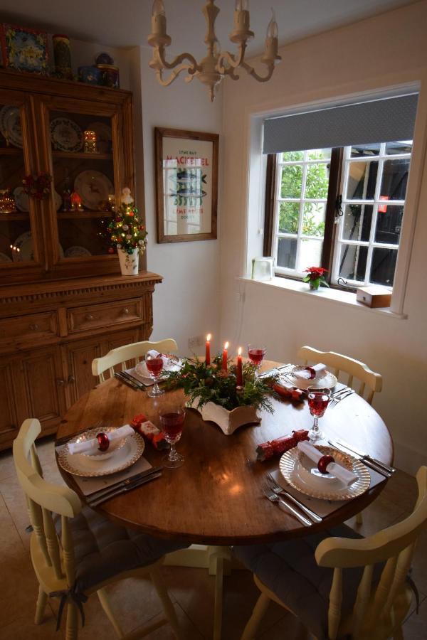 Cedra Cottage - Vintage Country Hideaway 엑스민스터 외부 사진