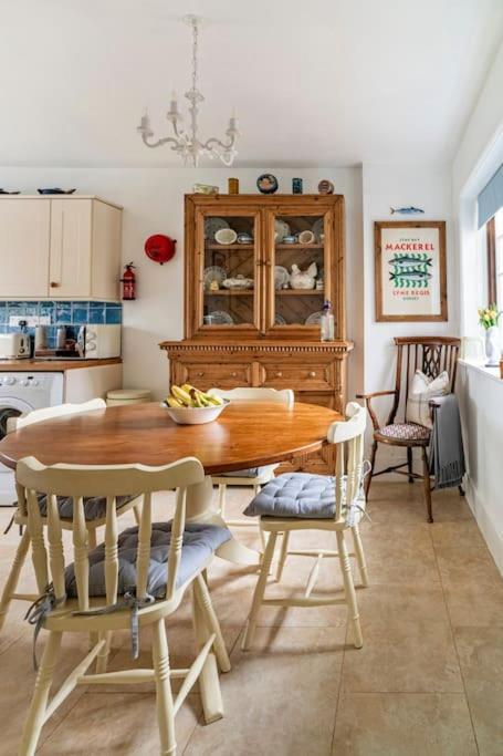 Cedra Cottage - Vintage Country Hideaway 엑스민스터 외부 사진